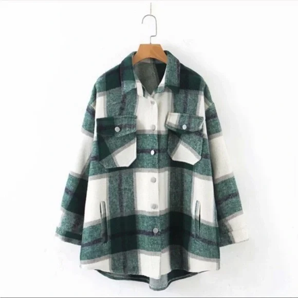 #94New! CLOSEOUT SALE! Plaid Oversized Flannel Shacket/Coat - Picture 5 of 7